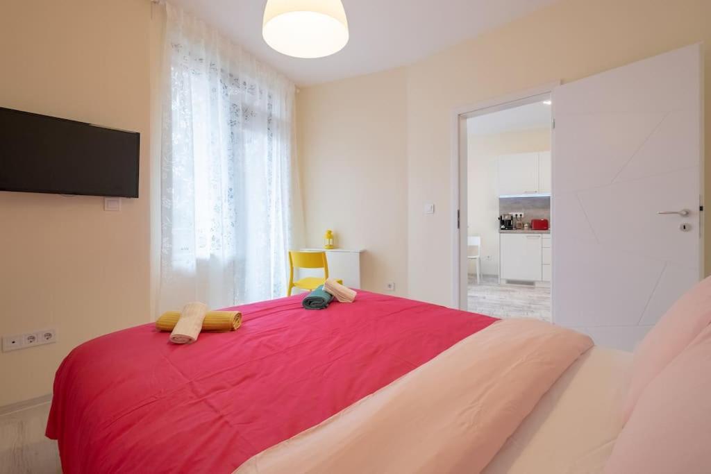 Bright & Chic Parkside Apartment Szófia Kültér fotó